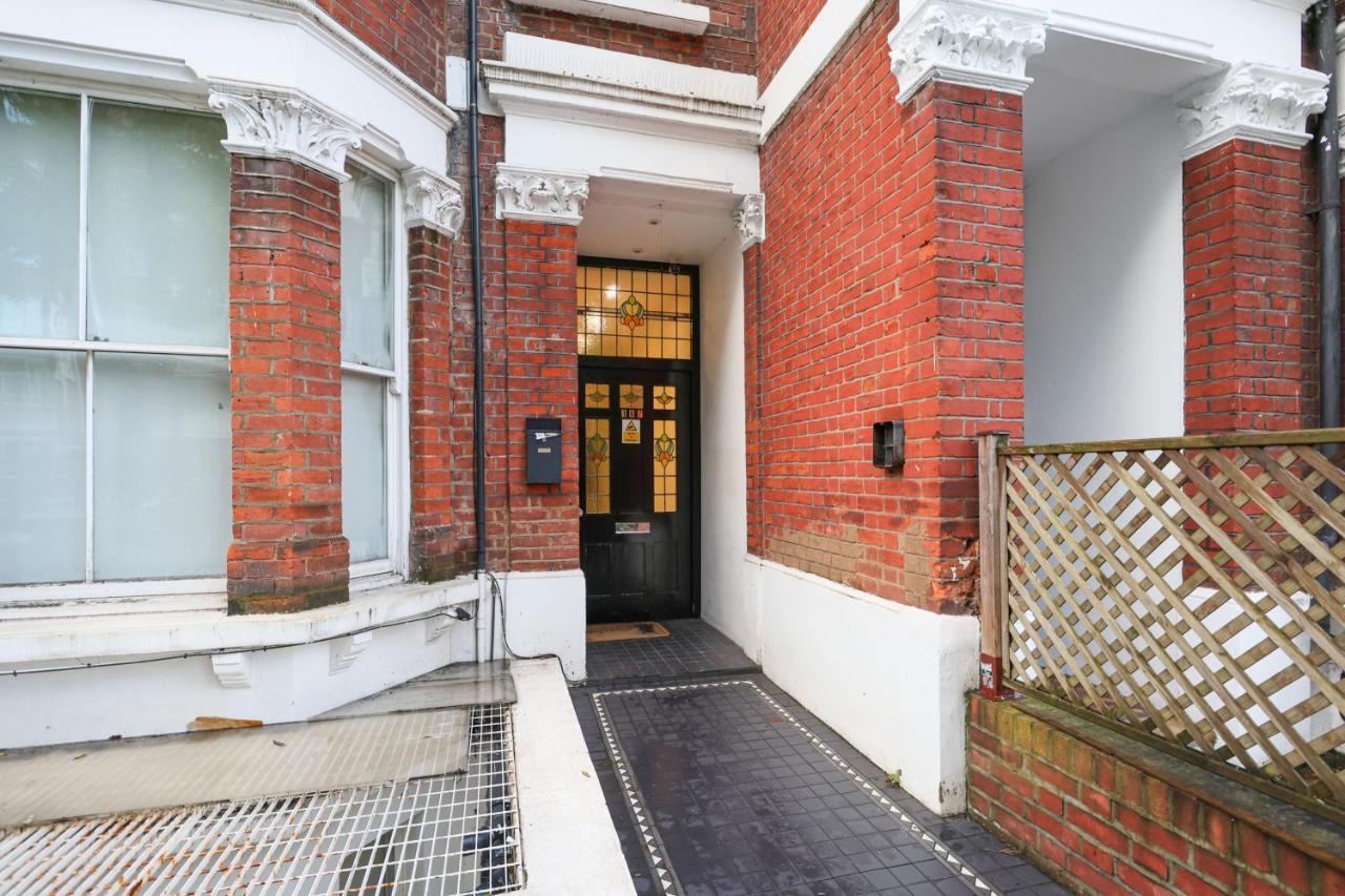 Spacious 1 Bedroom Flat Appartement Londres